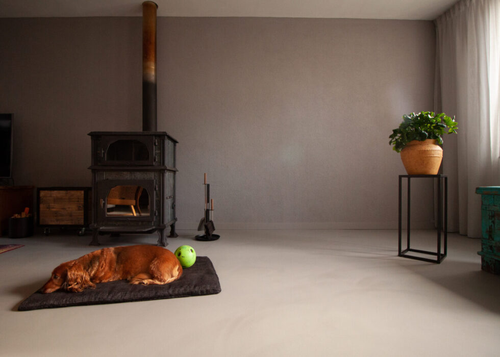 Voordelen van een Gietvloer Corestone Nature in plaats van beton, PVC of vinyl